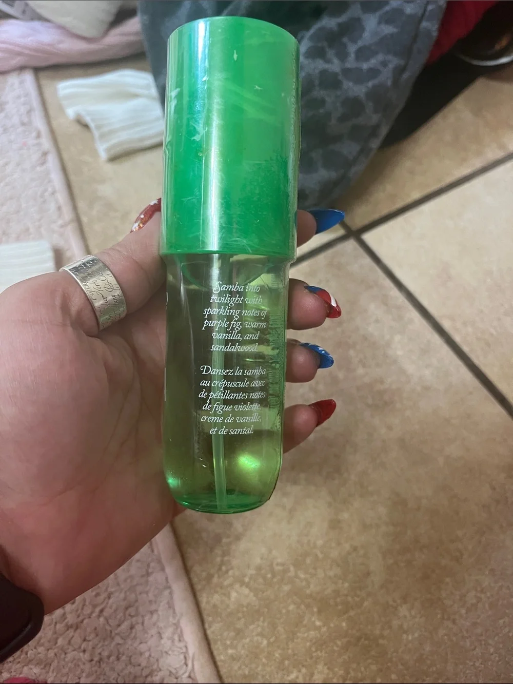 Sol de Janeiro Dança Mística Fragrance Mist – Bright Green Bottle - Picture 3 of 3